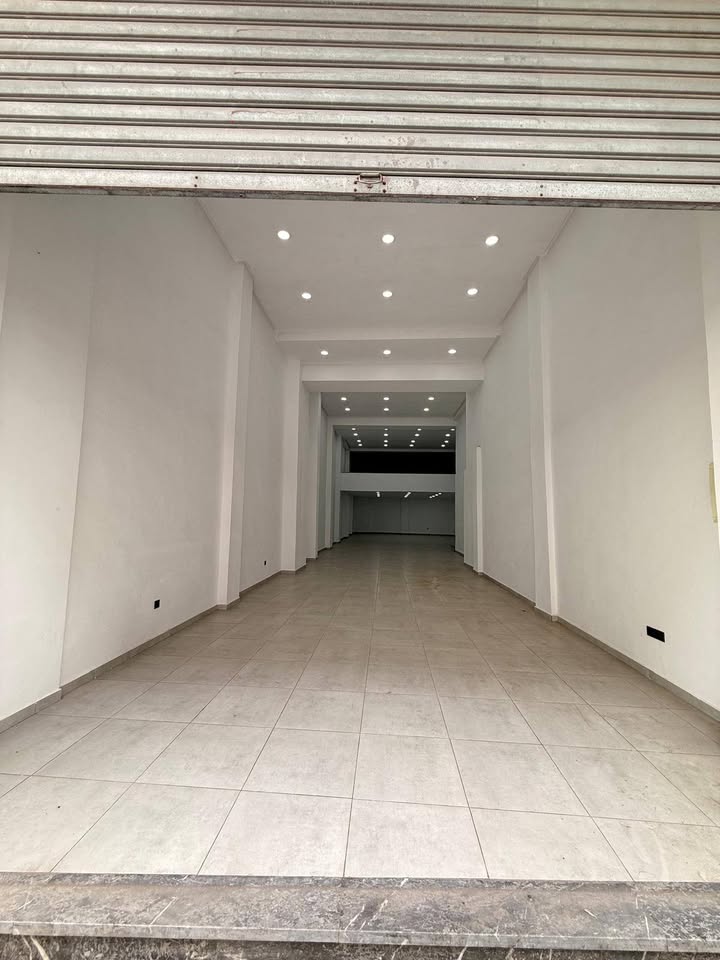 🏢 LOCAL À LOUER – BOURGOGNE 🏢 - 3